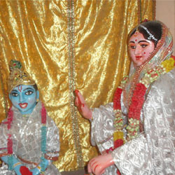 Sri Krishna and Yashodhai