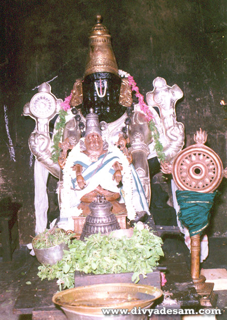 Sri Yoga Narasimhar - Kugai Narasimhar - Kanchipuram