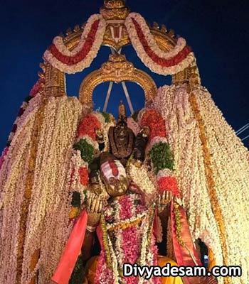 Tirukurungudi Divyadesam Sri Nambi - Garuda Sevai
